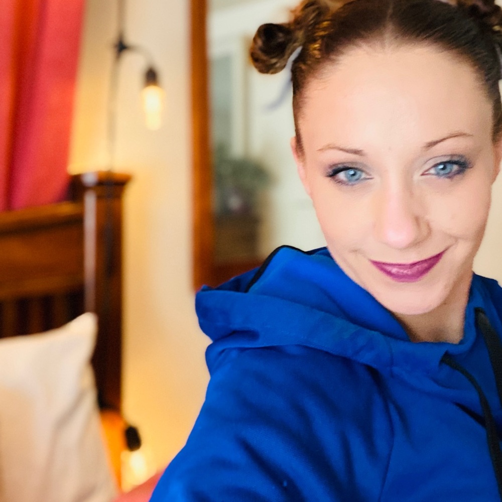 Meet your Posher, Natasha